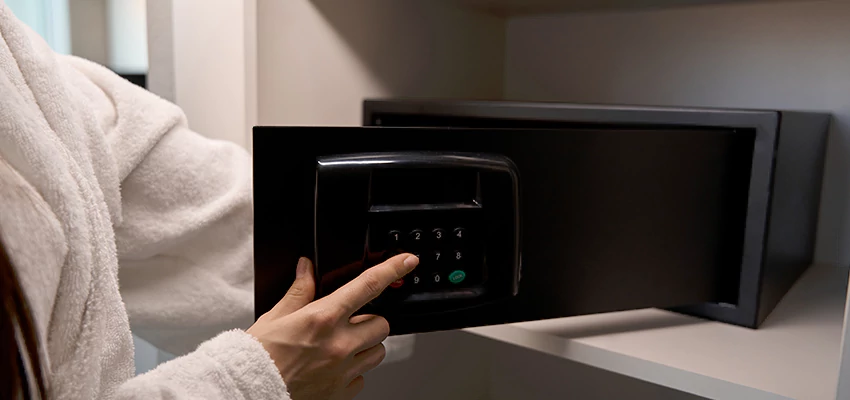 Safe Unlocking Service Company in Manhattan Beach, California